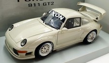 UT 1/18 Scale Diecast UTREW04