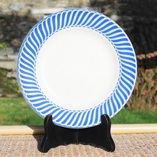 Assiette plate en faïence
