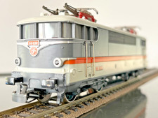 MARKLIN 3165 - SNCF - SERIE BB 9200 - ANALOGIQUE - H0 - TOP !! (AD-5242)