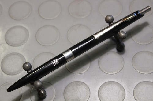 Stylo bille gadget fiat - À,