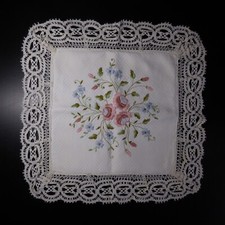 Housse taie coussin carré blanc broderie dentelle fleur Art Nouveau France N7148