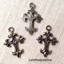 LOT de 3 CROIX Argentée CHARM