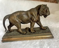 Bronze animalier panthére ou lionne signé Jules Moigniez XIXe