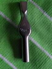 1 plume ancienne pour