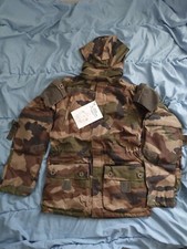 Veste de combat nouvelle
