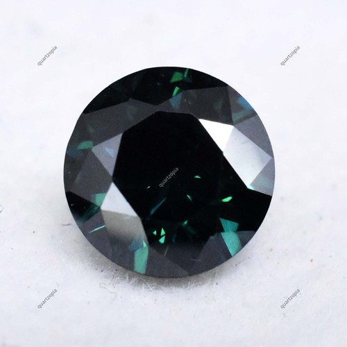Moissanite naturelle verte
