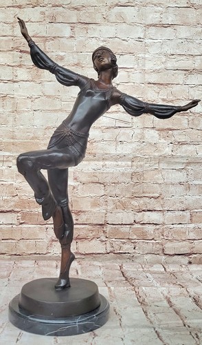 Signed chiparus dancer - signed,