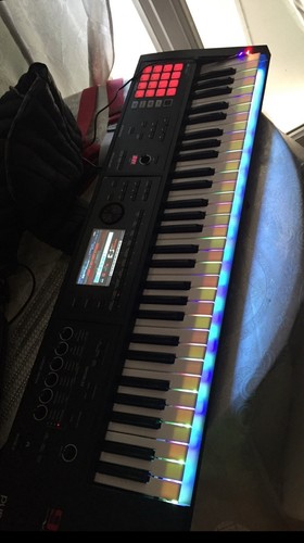 Synthétiseur roland 06 - roland,