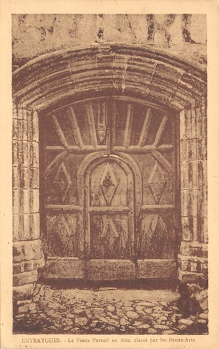 Entraygues vieux portail - vieux,