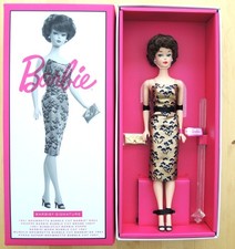 " BARBIE 1961 brownette buble