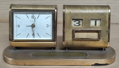 Horloge calendrier marque