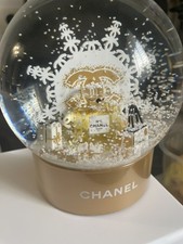 Boule De Neige Chanel