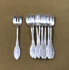 12 fourchettes à huîtres BOULENGER modèle FILETS ET RUBANS métal argenté Couvert