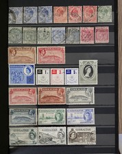 Classeur Petite Collection Timbres GIBRALTAR + 21 blocs Neufs Et Oblitérés