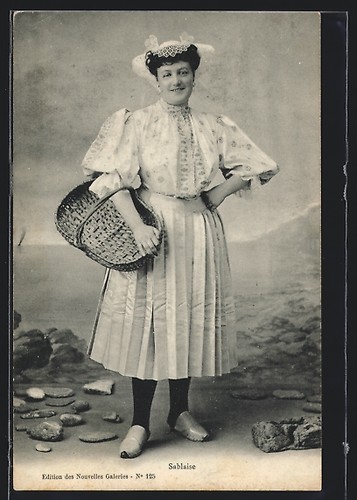Cpa sablaise femme - sablaise,,