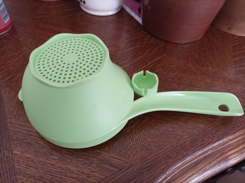 Petite passoire tupperware - passoire,