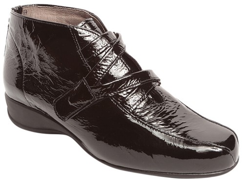 Bottines vernies noires neuves