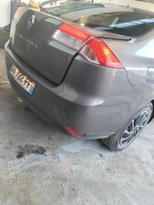 Pare choc arriere RENAULT