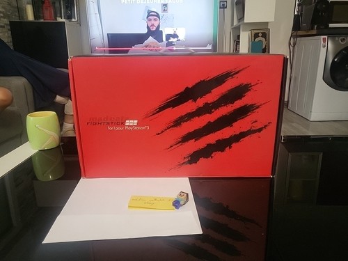 Madcatz fighstick pro - madcatz,