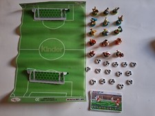 kinder série magic sport  15 figuries - terrain de foot-buts  8 bpz