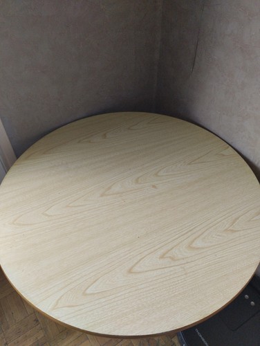 Table basse ronde vintage - table,