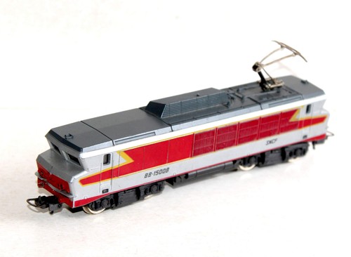 Lima 208045 locomotive - ho,