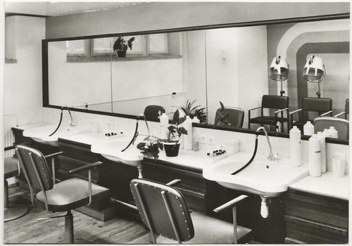 434 occupation salon - 67/434,