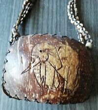 Un petit sac exotique en noix de coco Décor Eléphant sculpté 