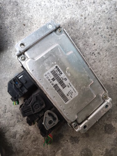 Calculateur moteur citroen - calculateur,