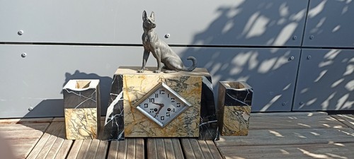 Horloge dessus de cheminée - dessus,