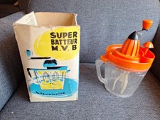 BATTEUR A MAIN - MVB-