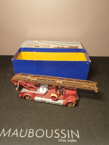 Dinky toys auto échelle - toys, auto-échelle