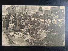 Carte postale Romorantin Au Marché Marchandes Volailles N° 833 cécodi Réédition 