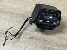 UN COMPTEUR TABLEAU DE BORD