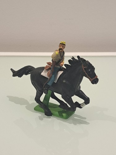 Britains deetail cavalier - britains,