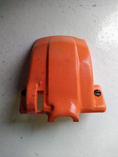 COUVERCLE DE FILTRE     POUR TRONCONNEUSE STIHL 048