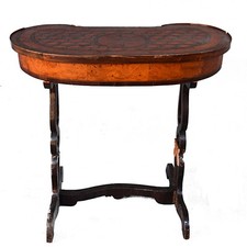 Table travailleuse rognon