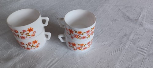 Tasses arcopal modèle - tasses,