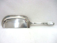 Pelle de table de style Directoire en métal argenté