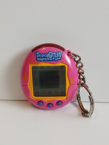 Tamagotchi connection pink - v1,