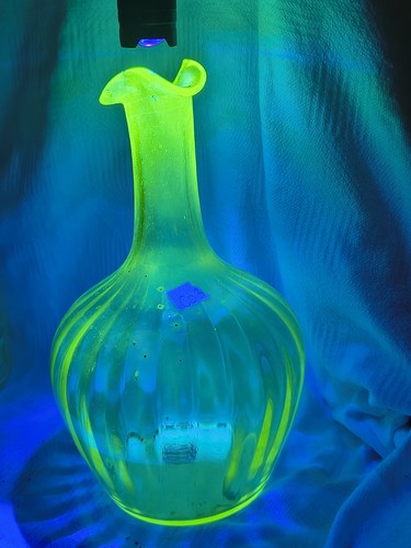 Carafe ancienne ouraline - ancienne, en