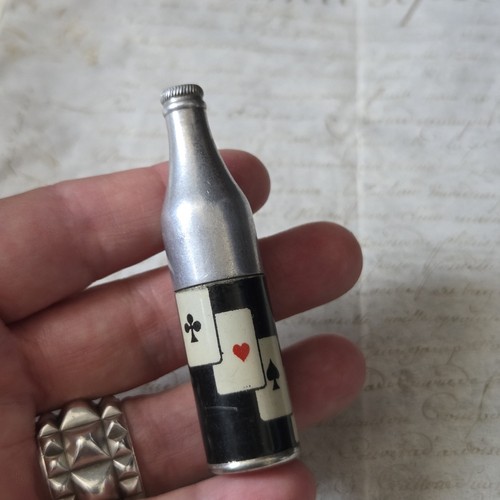 Ancien briquet poche forme - poche,
