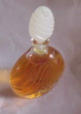 1 miniature de parfum