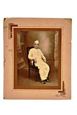 Vintage Indien Studio Portrait