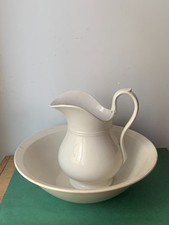 ensemble de toilette blanc