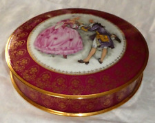 Grande boîte à bijoux ou bonbonnière en porcelaine de Limoges dorure à l'or