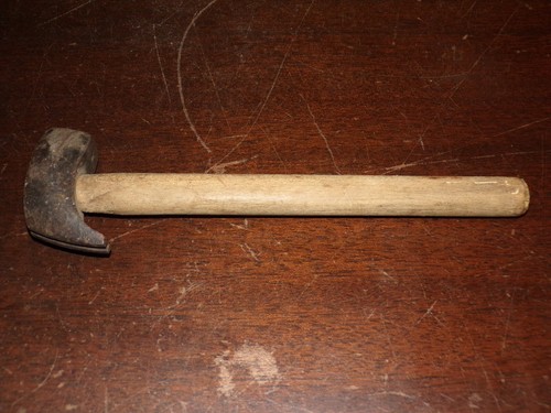 Ancien marteau brochoir