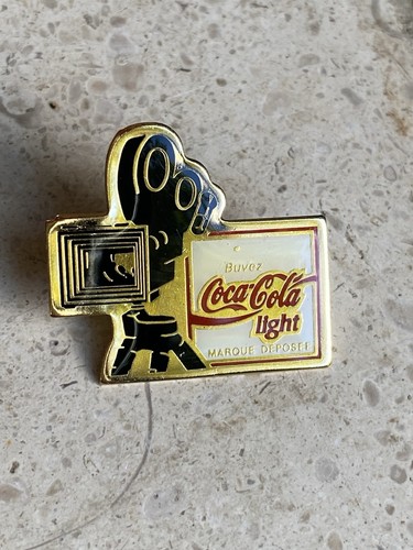 Pin coca cola light - coca-cola, ++