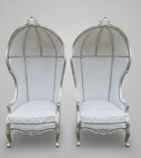 Paire De Fauteuils D’Apparat