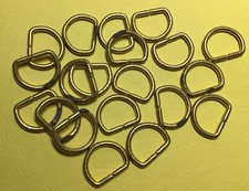 MERCERIE MILITAIRE - Lot de CINQ BOUCLES de CEINTURON et BRELAGE 1° et 2° GM